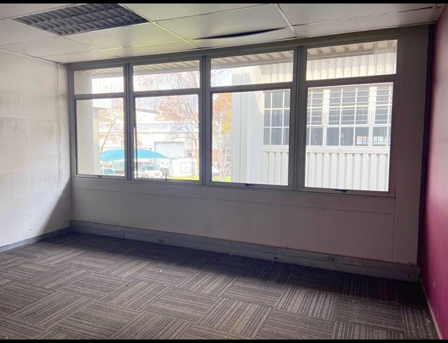 511M² OFFICE TO LET IN KELVIN